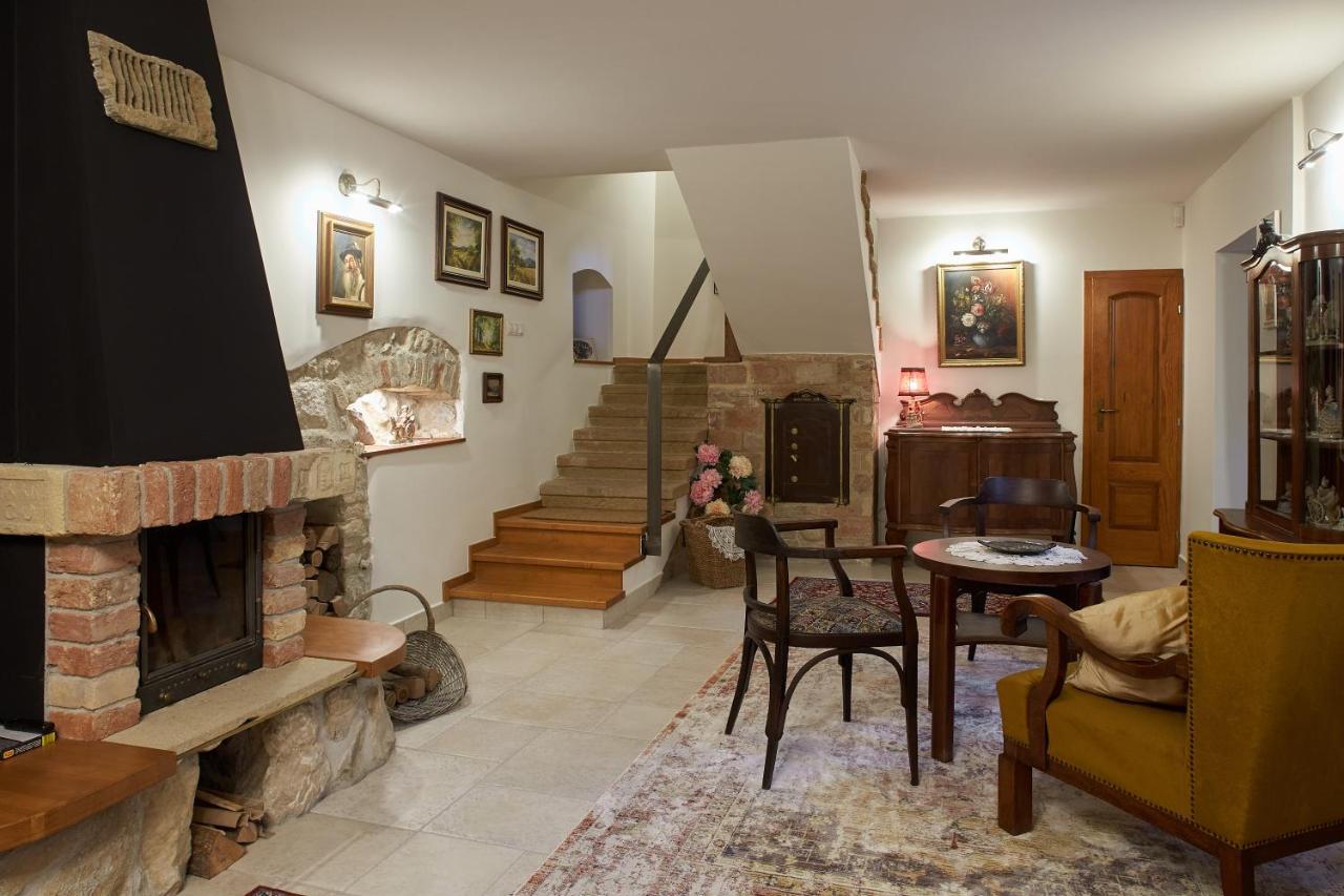 Babaház Apartment Pecs Bagian luar foto
